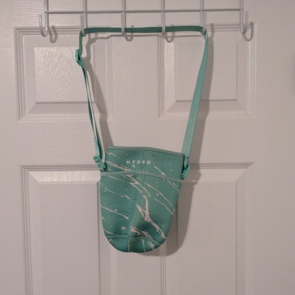 Hydrojug Pro carrier green and white pattern